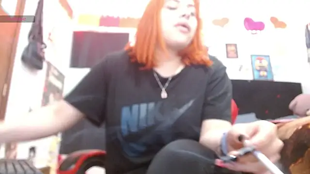 Snapshot of Saray_extrovert_ chatting on May 22, 4:21 am Saray extrovert online show from May 22, 4:21 am