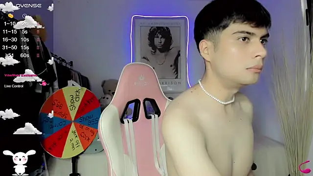 lucas cute online show from February 26, 3:43 pm