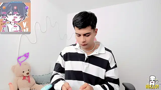 lucas cute online show from December 14, 8:36 pm