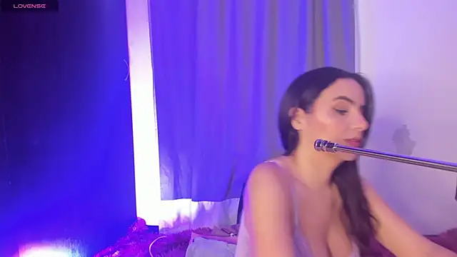 rouse lili online show from April 12, 11:35 am