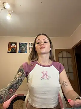 miaacatt online show from November 13, 10:52 am