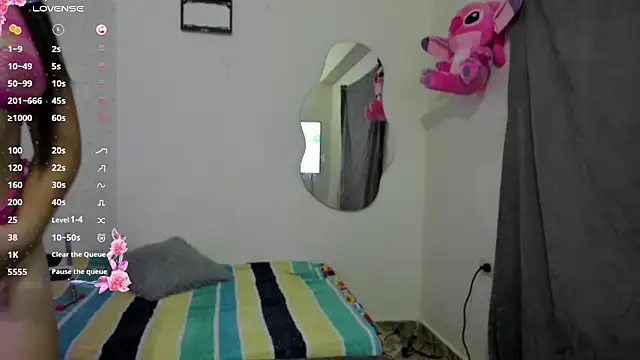 Snapshot of valery_smitd chatting on September 15, 5:30 am valery smitd online show from September 15, 5:30 am