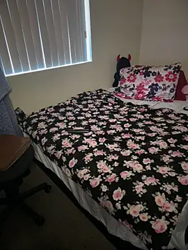 Snapshot of PeterGrandee chatting on October 30, 11:34 pm PeterGrandee online show from October 30, 11:34 pm