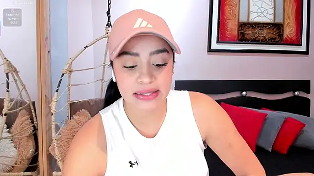 Paula Desousa online show from January 9, 5:09 pm