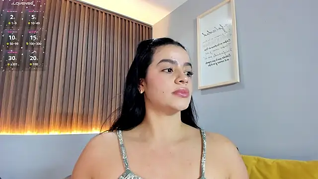 Snapshot of Paula_Desousa chatting on July 14, 7:31 pm Paula Desousa online show from July 14, 7:31 pm