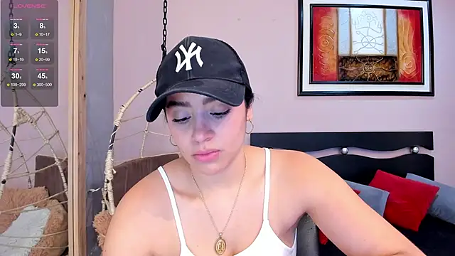 Snapshot of Paula_Desousa chatting on September 9, 7:34 pm Paula Desousa online show from September 9, 7:34 pm