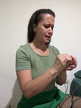 Snapshot of hotcookie28 chatting on April 11, 2:19 am hotcookie28 online show from April 11, 2:19 am