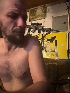 Snapshot of 420rickie420 chatting on December 23, 12:30 pm 420rickie420 online show from December 23, 12:30 pm