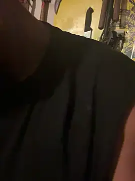 Snapshot of 420rickie420 chatting on March 16, 3:17 pm 420rickie420 online show from March 16, 3:17 pm