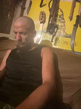 Snapshot of 420rickie420 chatting on March 18, 12:30 am 420rickie420 online show from March 18, 12:30 am