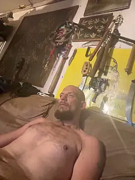 Snapshot of 420rickie420 chatting on March 19, 4:45 pm 420rickie420 online show from March 19, 4:45 pm