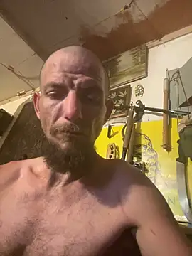 Snapshot of 420rickie420 chatting on March 18, 3:34 am 420rickie420 online show from March 18, 3:34 am