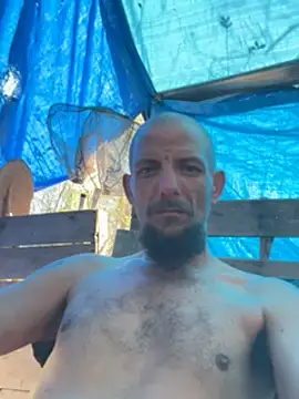 Snapshot of 420rickie420 chatting on March 17, 7:58 pm 420rickie420 online show from March 17, 7:58 pm