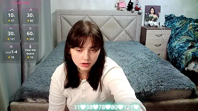 Snapshot of juliettkalen chatting on September 23, 9:16 am juliettkalen online show from September 23, 9:16 am