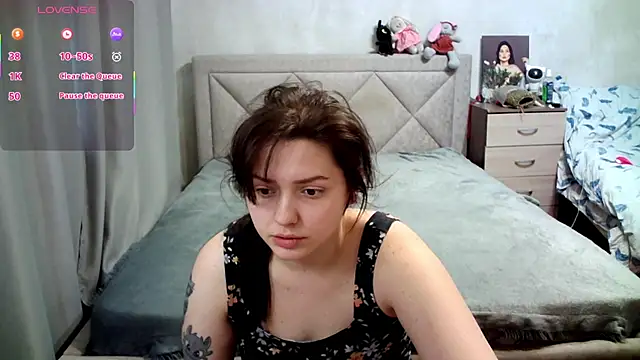 juliettkalen online show from March 26, 3:16 am