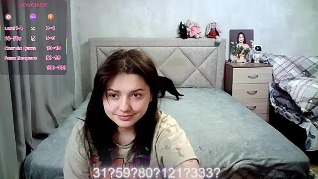 juliettkalen online show from March 6, 3:45 am