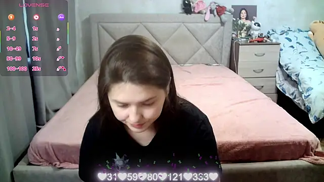 juliettkalen online show from May 11, 4:36 am