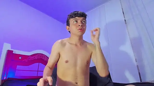 Lucaas King online show from December 2, 10:33 pm