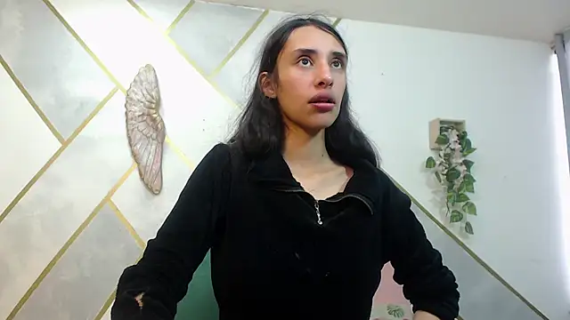 RoxanaCyrano  online show from November 7, 7:51 pm