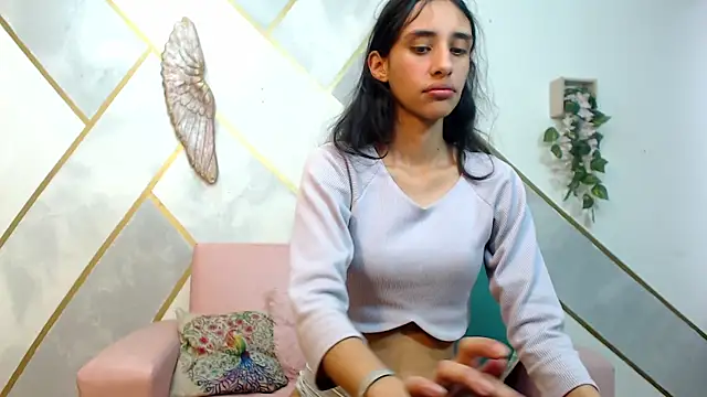 RoxanaCyrano  online show from November 20, 8:31 pm