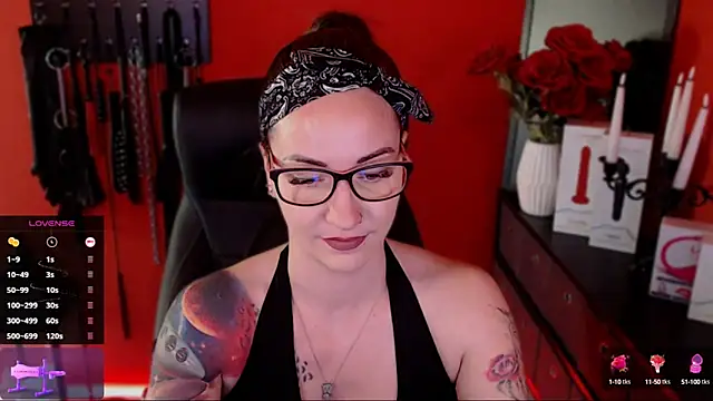 Snapshot of _Jane_Warren_ chatting on March 13, 11:19 am Jane Warren online show from March 13, 11:19 am