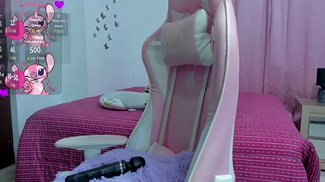 Snapshot of Madison_boom chatting on December 3, 9:14 pm Madison boom online show from December 3, 9:14 pm