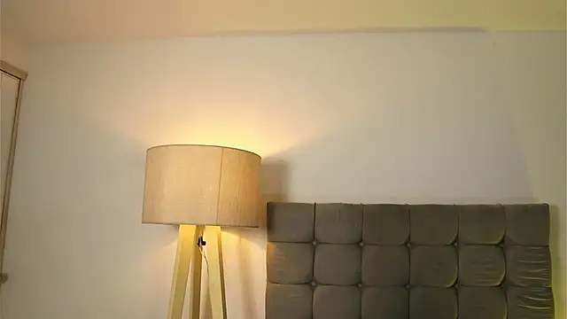alix bay online show from February 25, 11:26 pm