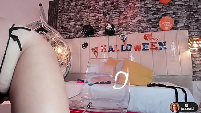 jade swet online show from October 31, 9:39 am