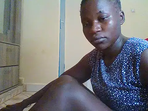 prettychic5 online show from November 16, 11:15 am