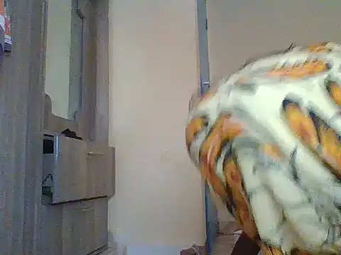 prettychic5 online show from January 9, 6:31 am