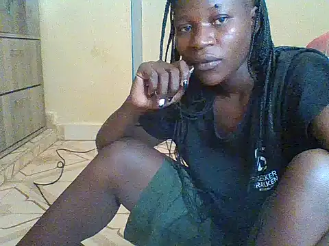 prettychic5 online show from November 12, 8:18 am