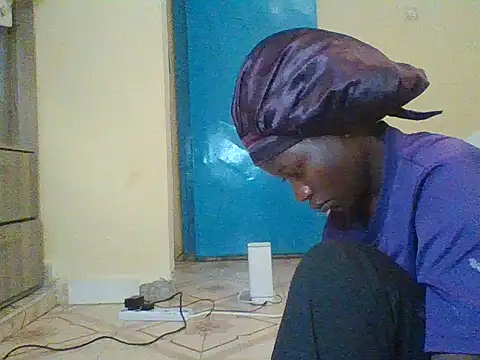 prettychic5 online show from October 15, 7:16 am