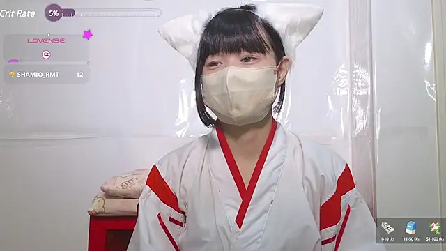 risa-kitty online show from December 31, 2:14 pm