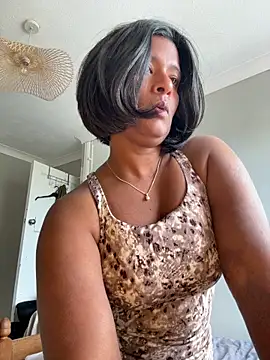 RoseMelanie online show from May 18, 12:54 pm