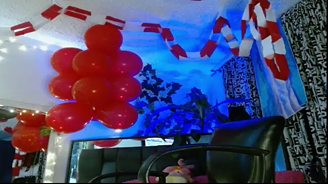 DULCE ZOE online show from February 28, 6:54 am