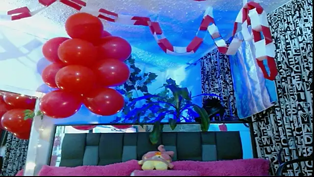 DULCE ZOE online show from February 27, 5:18 am