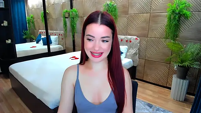 Snapshot of PutOnRepeat chatting on June 4, 1:32 am PutOnRepeat online show from June 4, 1:32 am