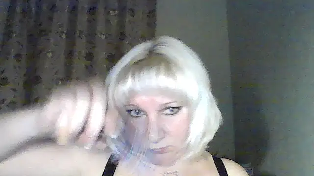 MeilomaWesa online show from December 3, 7:13 pm