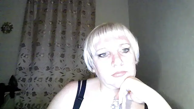 MeilomaWesa online show from October 21, 9:25 pm