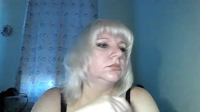 MeilomaWesa online show from November 18, 6:28 am