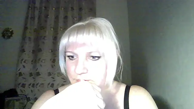 MeilomaWesa online show from November 17, 3:49 pm