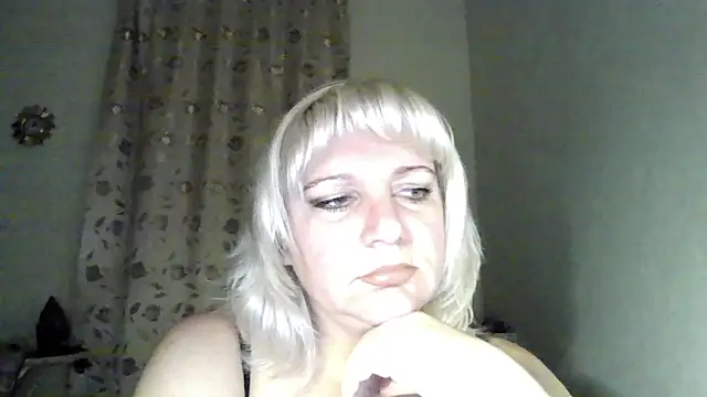 MeilomaWesa online show from October 30, 9:11 pm