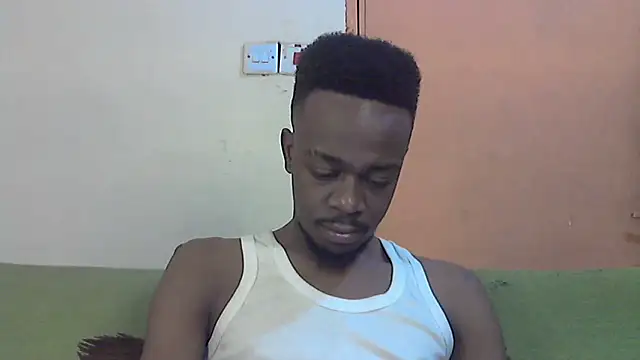 Snapshot of BIGDICKMULLAH chatting on December 18, 3:27 pm BIGDICKMULLAH online show from December 18, 3:27 pm