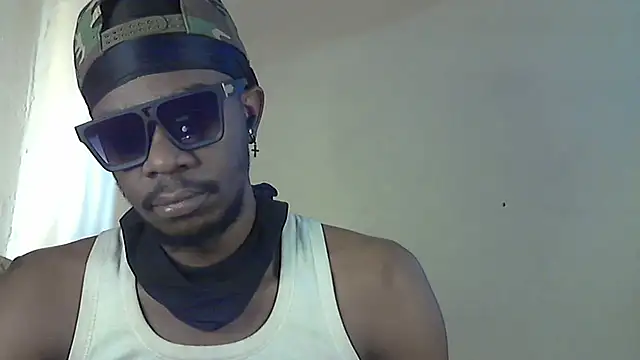 BIGDICKMULLAH online show from September 15, 6:25 am