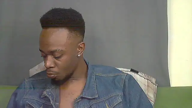 Snapshot of BIGDICKMULLAH chatting on January 11, 10:16 pm BIGDICKMULLAH online show from January 11, 10:16 pm