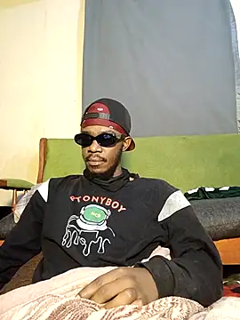 BIGDICKMULLAH online show from April 28, 2:10 am