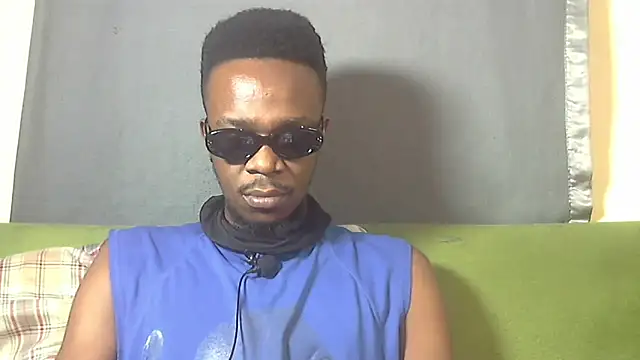 Snapshot of BIGDICKMULLAH chatting on February 10, 3:38 am BIGDICKMULLAH online show from February 10, 3:38 am