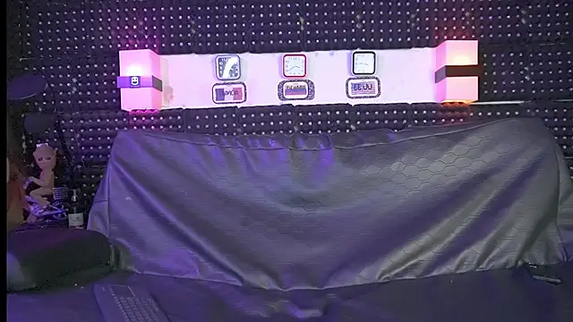 Snapshot of Dulce_yors chatting on March 16, 8:43 pm Dulce yors online show from March 16, 8:43 pm