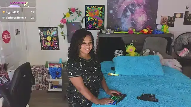 Snapshot of temptressbeauty24 chatting on September 21, 5:51 pm temptressbeauty24 online show from September 21, 5:51 pm
