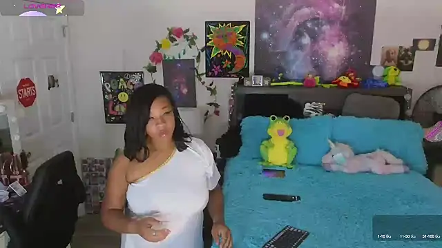 Snapshot of temptressbeauty24 chatting on September 26, 7:32 pm temptressbeauty24 online show from September 26, 7:32 pm